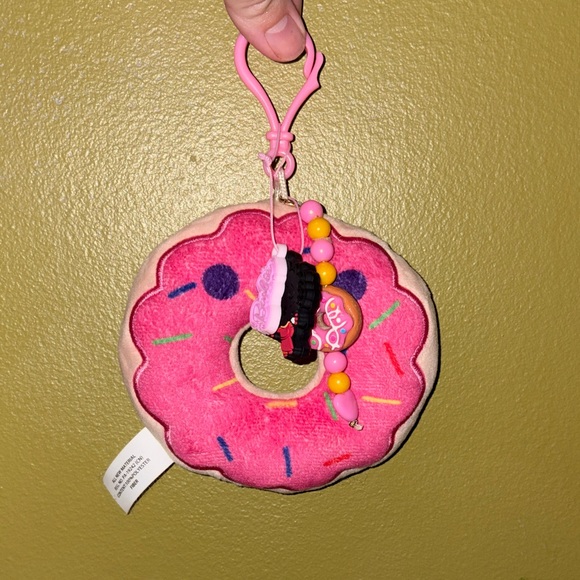 Girls Key Chain - Picture 5 of 6